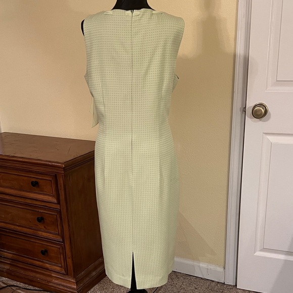Donna Morgan Light Green Midi Dress with Bow Accent - Picture 4 of 5